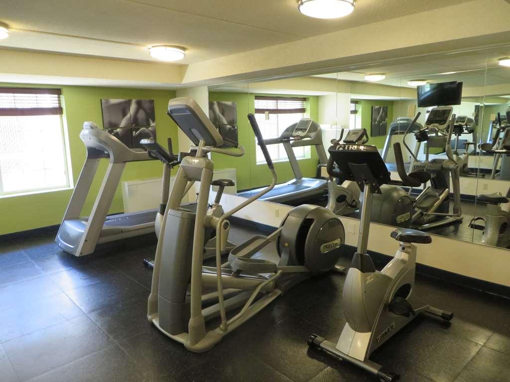Country & By Radisson, South I-95 , Va 3*
