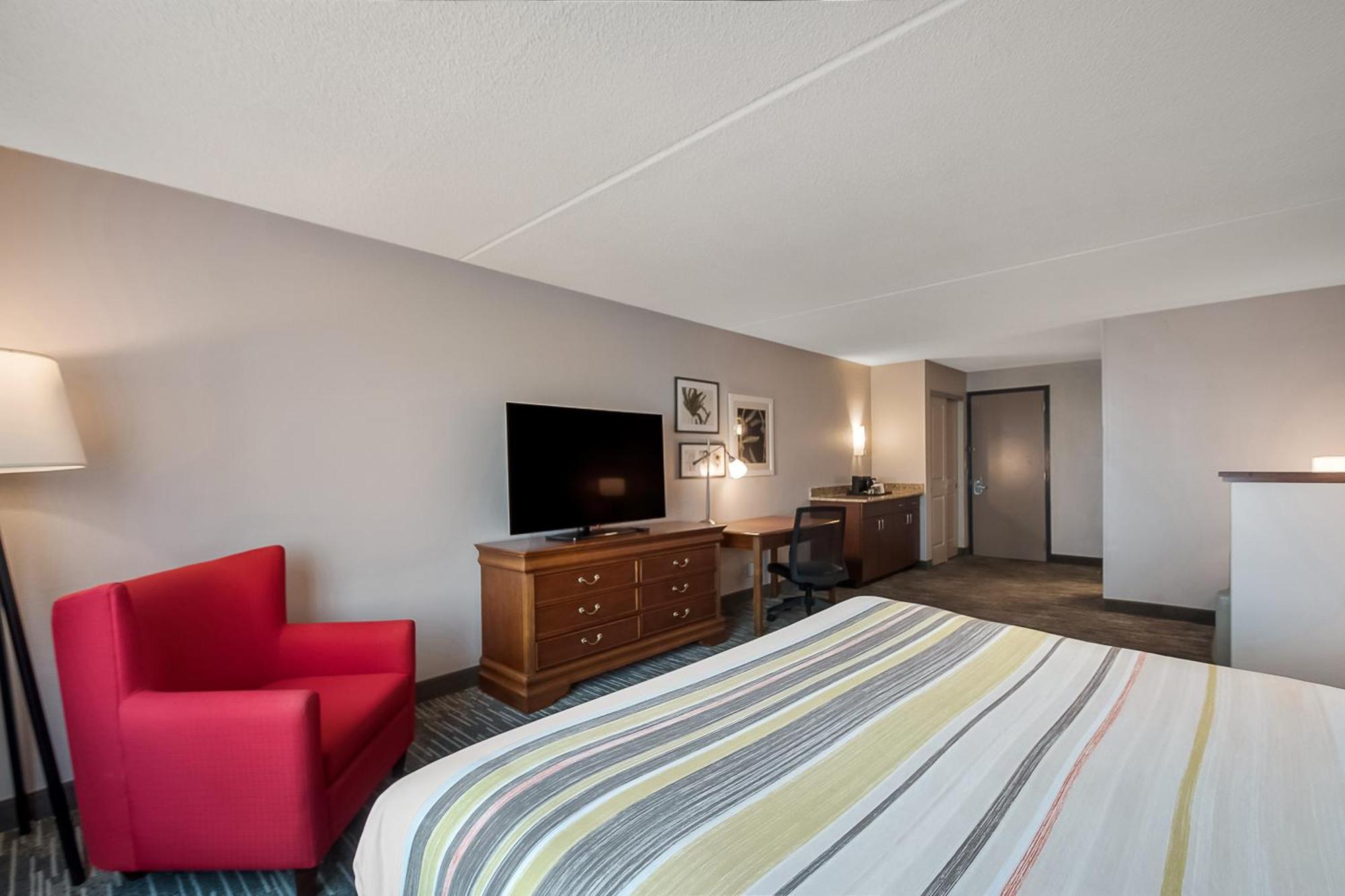 Country & By Radisson, South I-95 , Va Hotel Fredericksburg
