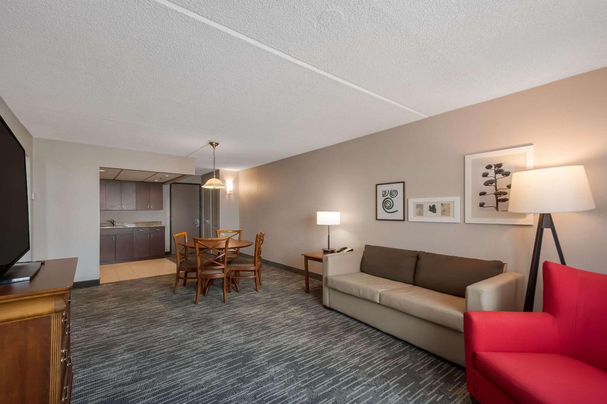 Country & By Radisson, South I-95 , Va Hotel 3*